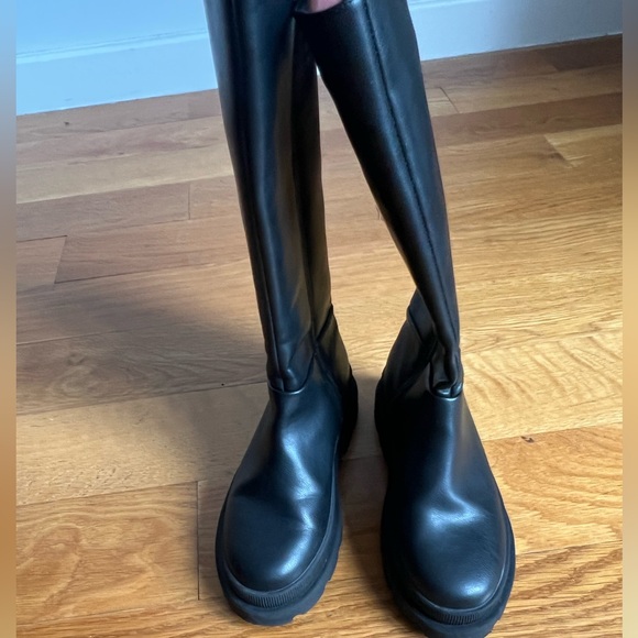 LIKE NEW Black Knee-High Chunky Boots - Picture 1 of 5